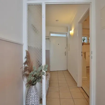 Haus Bergstrasse 35 02 * ティメンドルファー・シュトラント