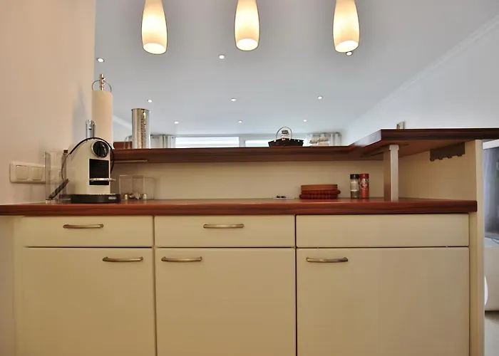 Haus Bergstrasse 35 02 * Timmendorfer Strand